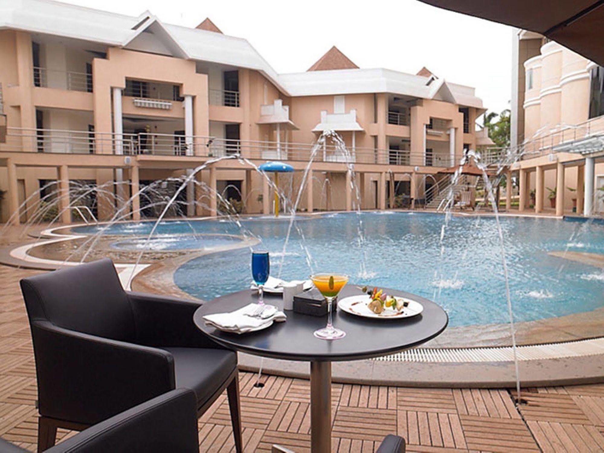 Royal Orchid Central Kireeti Hampi, Hospet Kültér fotó